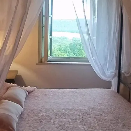 公寓 Il Loggiato Di Lorena 蒙特里久尼